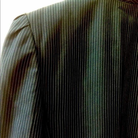 Vintage cropped blue pinstripe blazer jacket - Picture 6 of 10